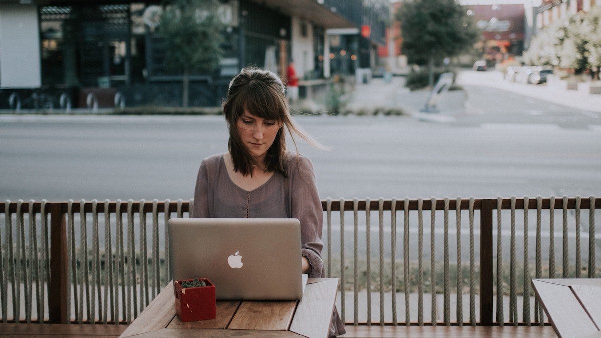 woman on laptop